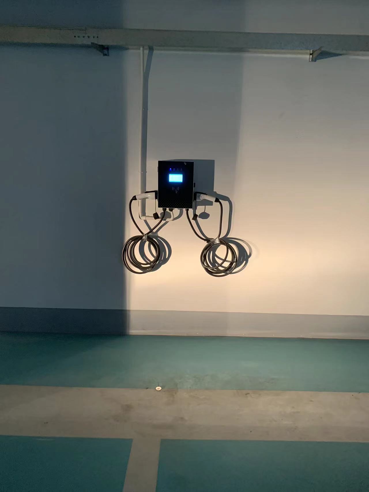30KW直流樁/14KW交流樁惠州惠陽(yáng)區(qū)充電樁完工-汽車充電樁_充電樁生產(chǎn)_充電樁廠家_深圳耀萊充新能源科技有限公司