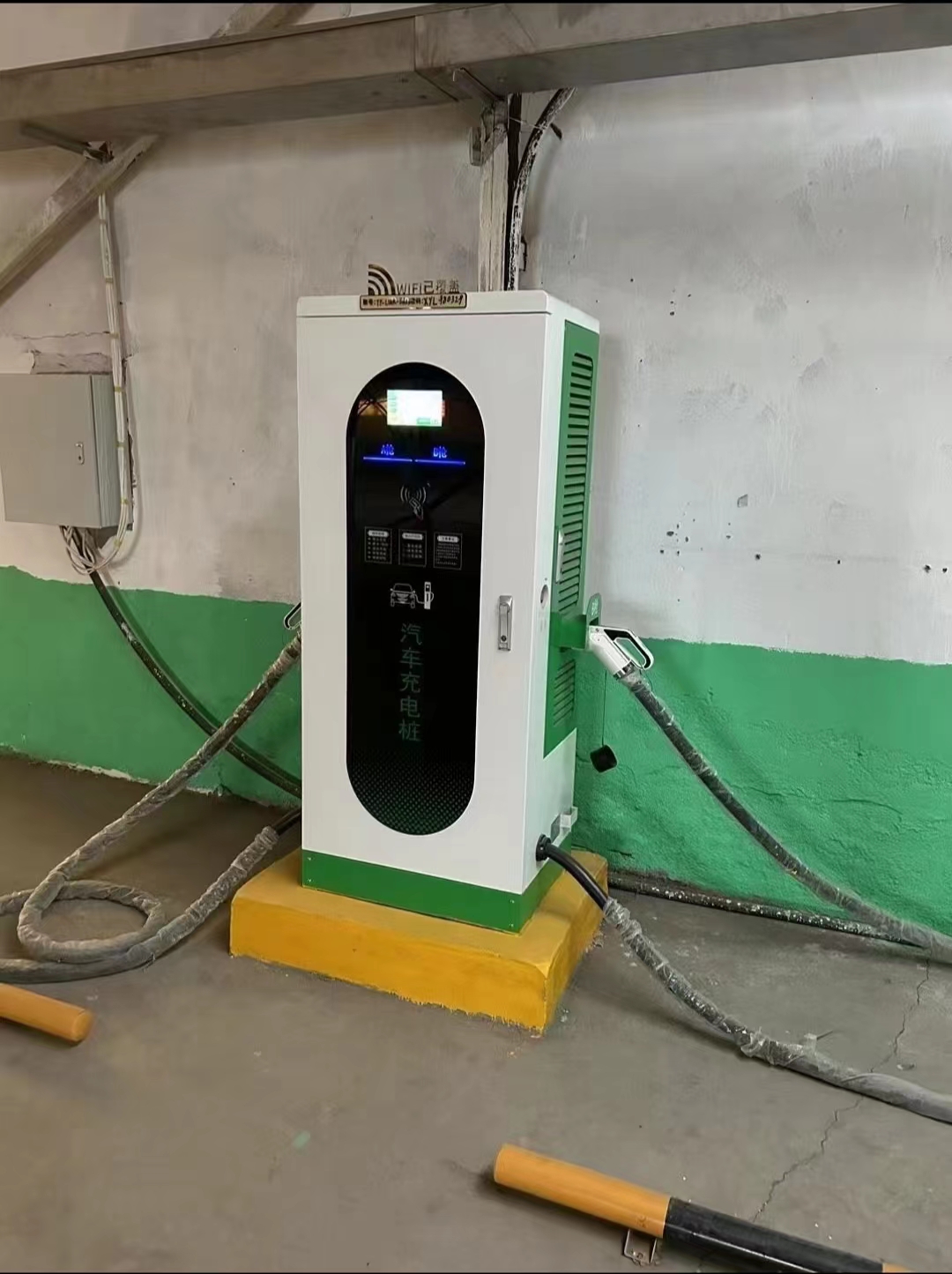 河北張家口充電站-汽車充電樁_充電樁生產(chǎn)_充電樁廠家_深圳耀萊充新能源科技有限公司